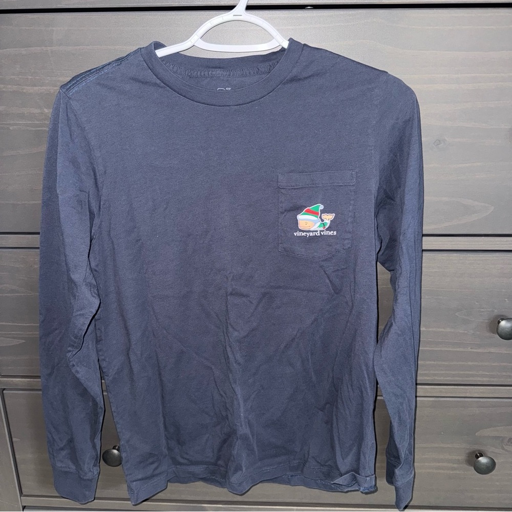 VINEYARD VINE  Christmas shirt